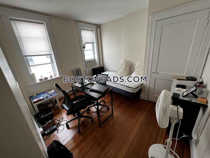 BOSTON - ALLSTON/BRIGHTON BORDER - 2 Beds, 1 Bath - Image 5