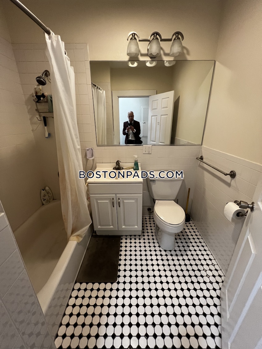 BOSTON - ALLSTON/BRIGHTON BORDER - 2 Beds, 1 Bath - Image 10