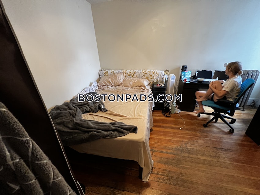 BOSTON - ALLSTON/BRIGHTON BORDER - 2 Beds, 1 Bath - Image 1