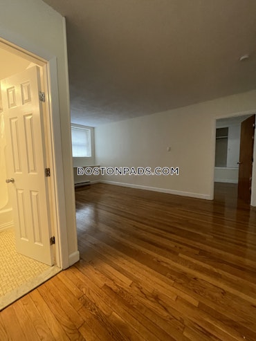 Boston - 1 Beds, 1 Baths