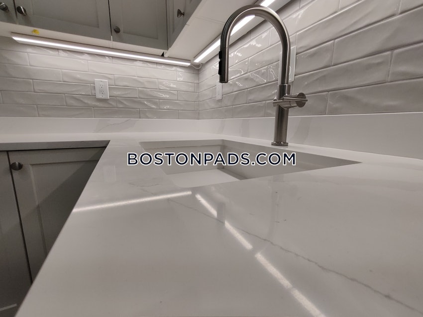 BOSTON - JAMAICA PLAIN - STONY BROOK - 1 Bed, 1 Bath - Image 18