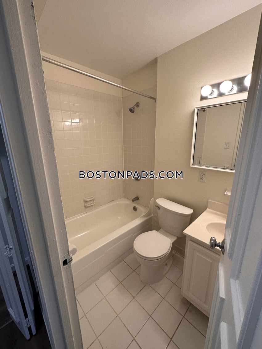 BROOKLINE- BOSTON UNIVERSITY - 2 Beds, 1.5 Baths - Image 35