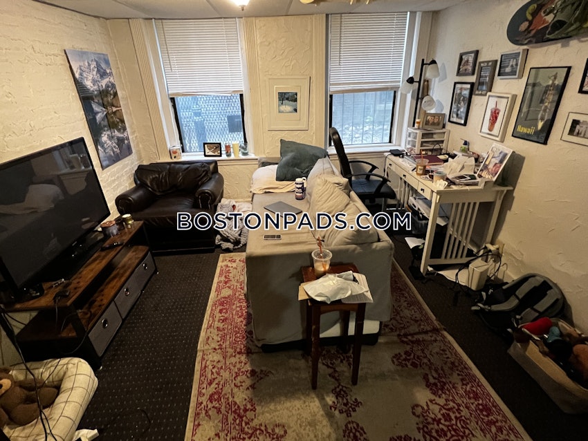 BOSTON - BEACON HILL - 1 Bed, 1 Bath - Image 3