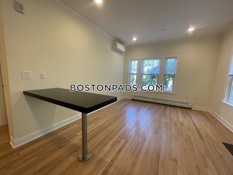 langdon St., Cambridge