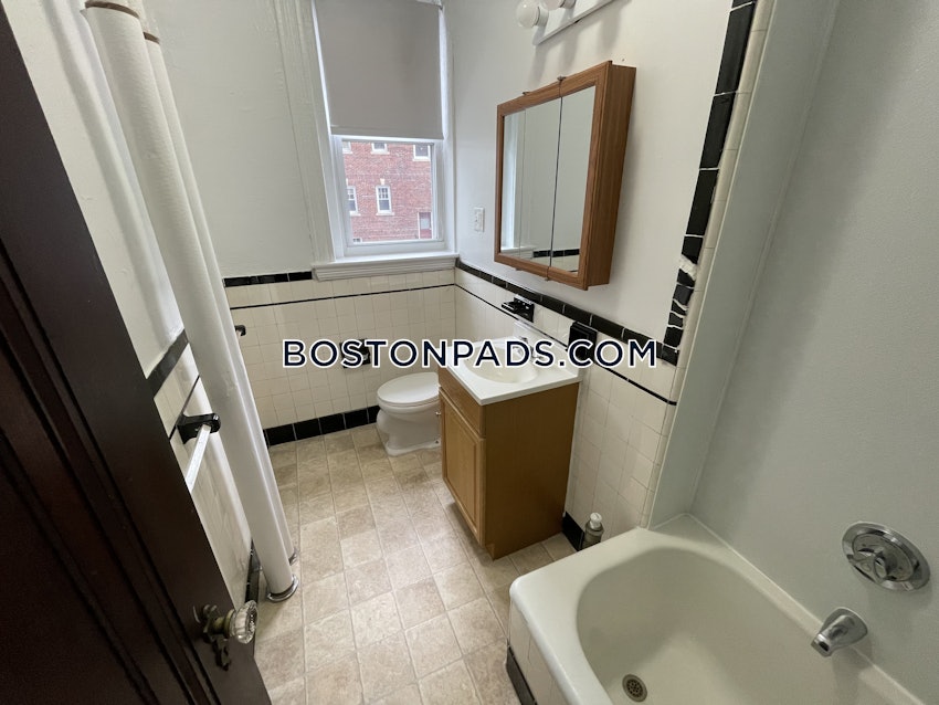 BOSTON - BRIGHTON - CLEVELAND CIRCLE - 1 Bed, 1 Bath - Image 13