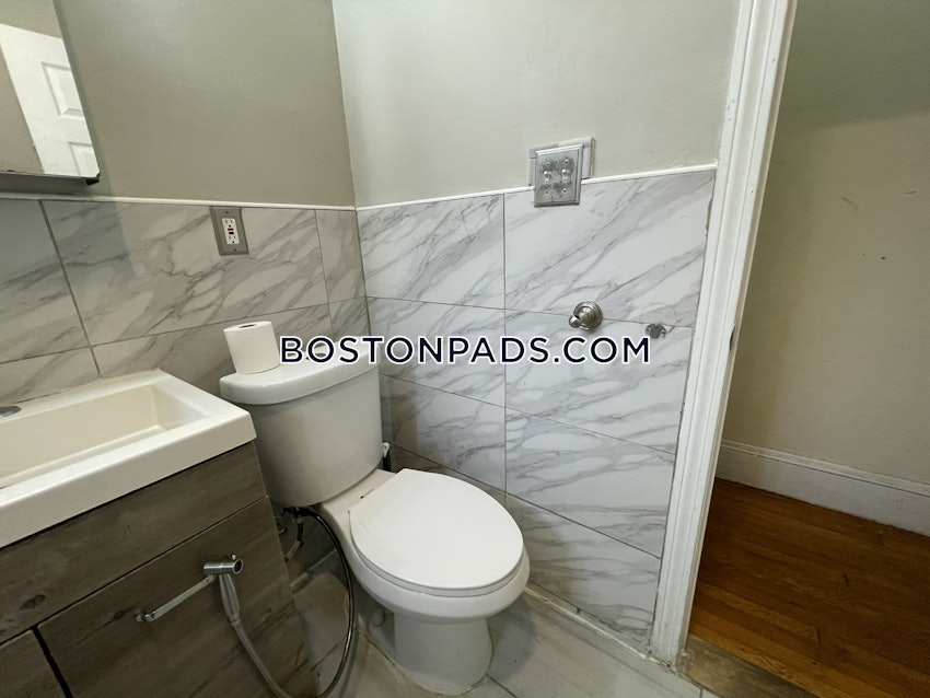BOSTON - ALLSTON - 4 Beds, 2 Baths - Image 37