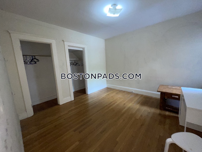 BOSTON - ALLSTON - 4 Beds, 2 Baths - Image 30