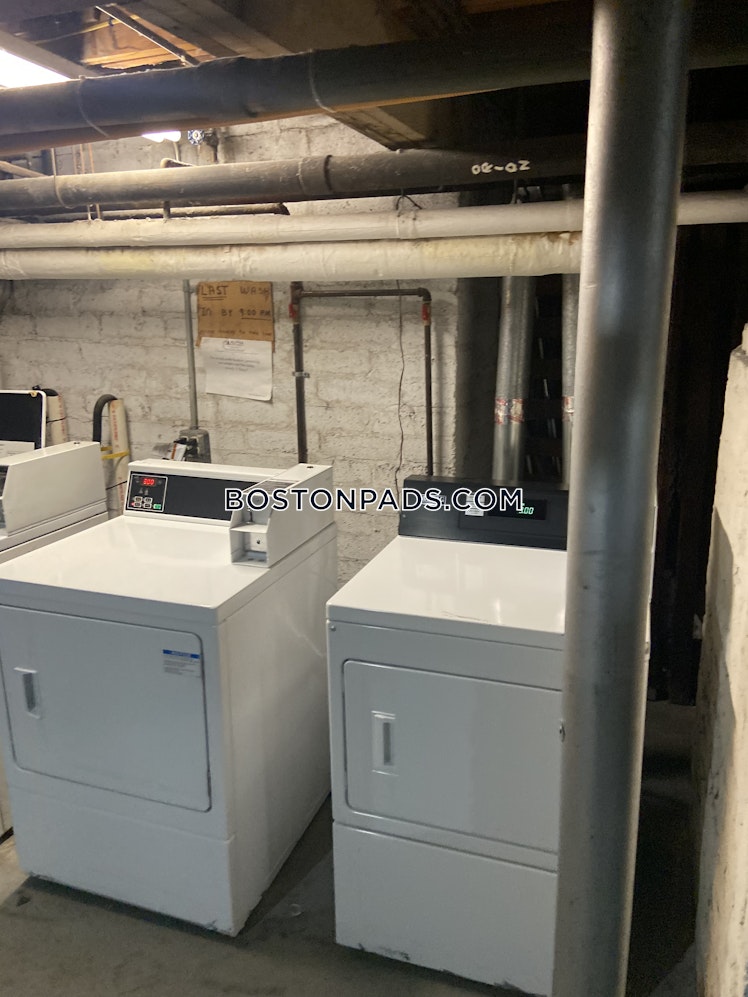 Pleasant St., Malden