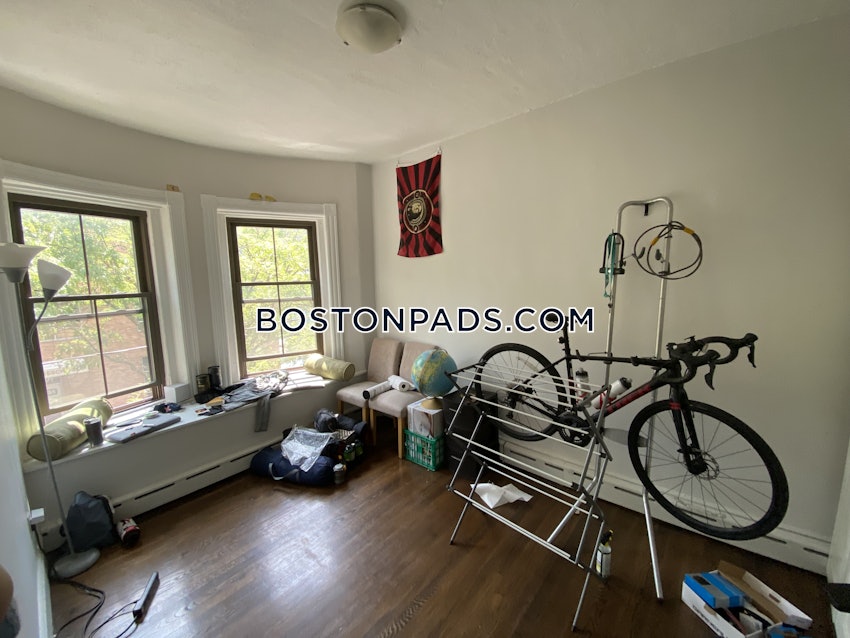 CAMBRIDGE - INMAN SQUARE - 2 Beds, 1 Bath - Image 15