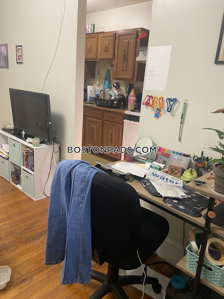 Fellsway West, Medford