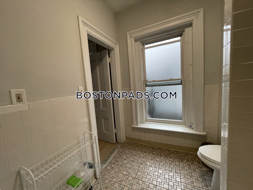 BOSTON - ROXBURY - 3 Beds, 2 Baths - Image 130