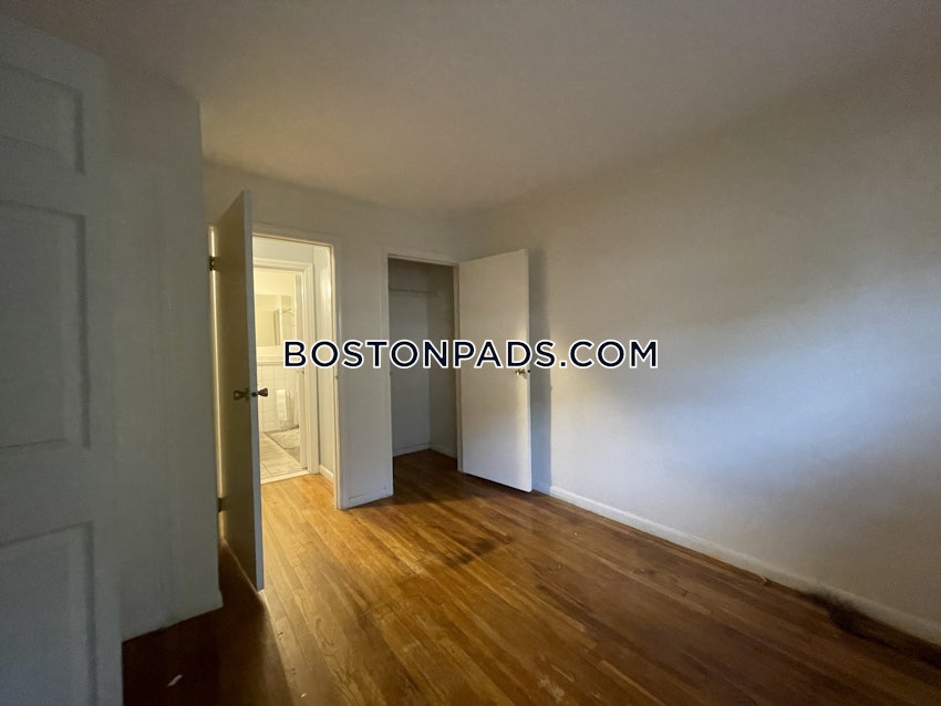 BOSTON - WEST ROXBURY - 1 Bed, 1 Bath - Image 6