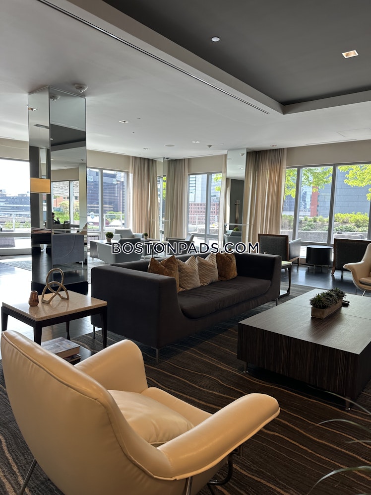 Northern Ave., Boston