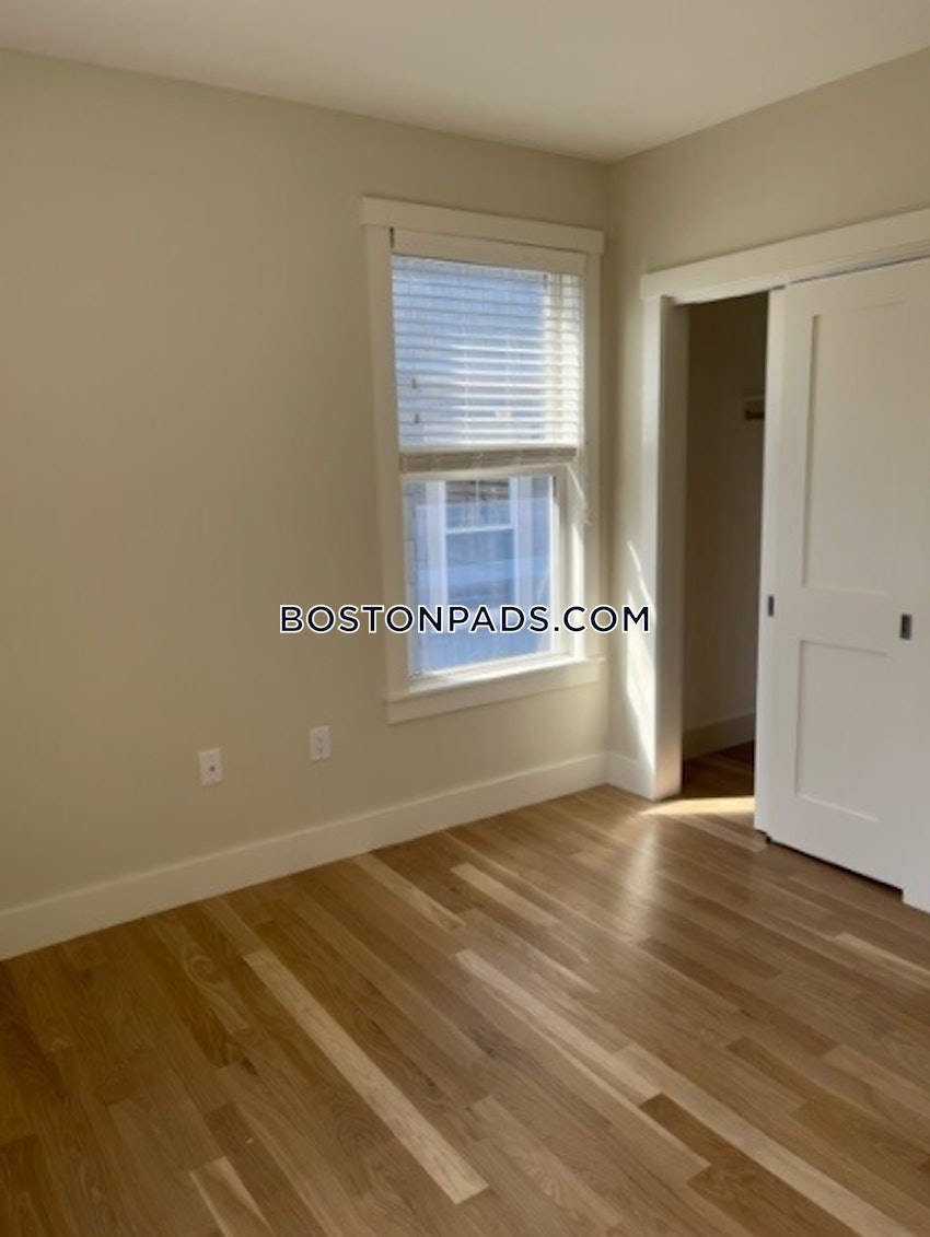 CAMBRIDGE - PORTER SQUARE - 2 Beds, 3 Baths - Image 11