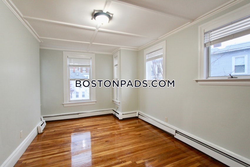 LYNN - 1 Bed, 1 Bath - Image 9