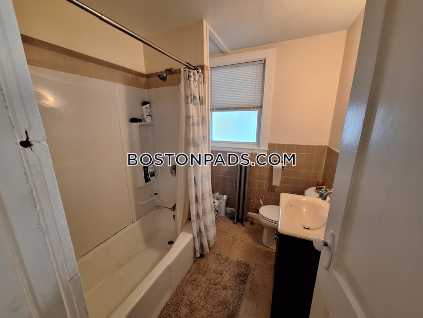 BOSTON - ALLSTON - 3 Beds, 1 Bath - Image 82