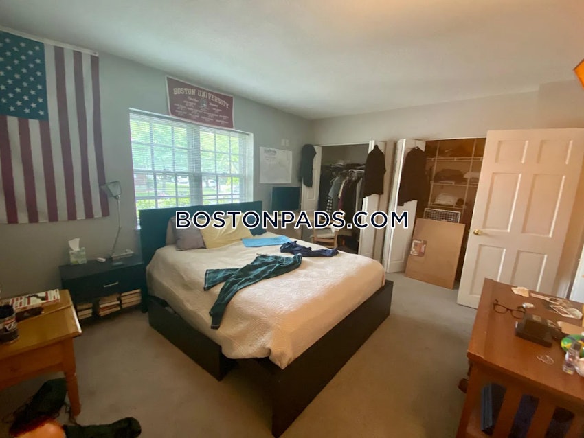 BOSTON - BRIGHTON - BOSTON COLLEGE - 3 Beds, 2 Baths - Image 3