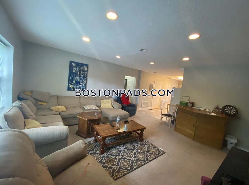 BOSTON - BRIGHTON - BOSTON COLLEGE - 3 Beds, 2 Baths - Image 6
