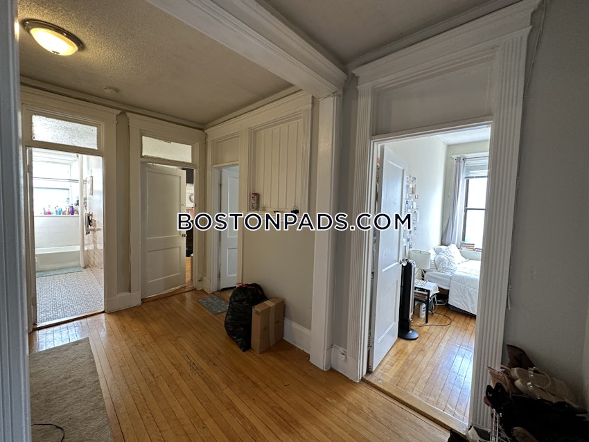 BOSTON - ALLSTON - 3 Beds, 1 Bath - Image 1