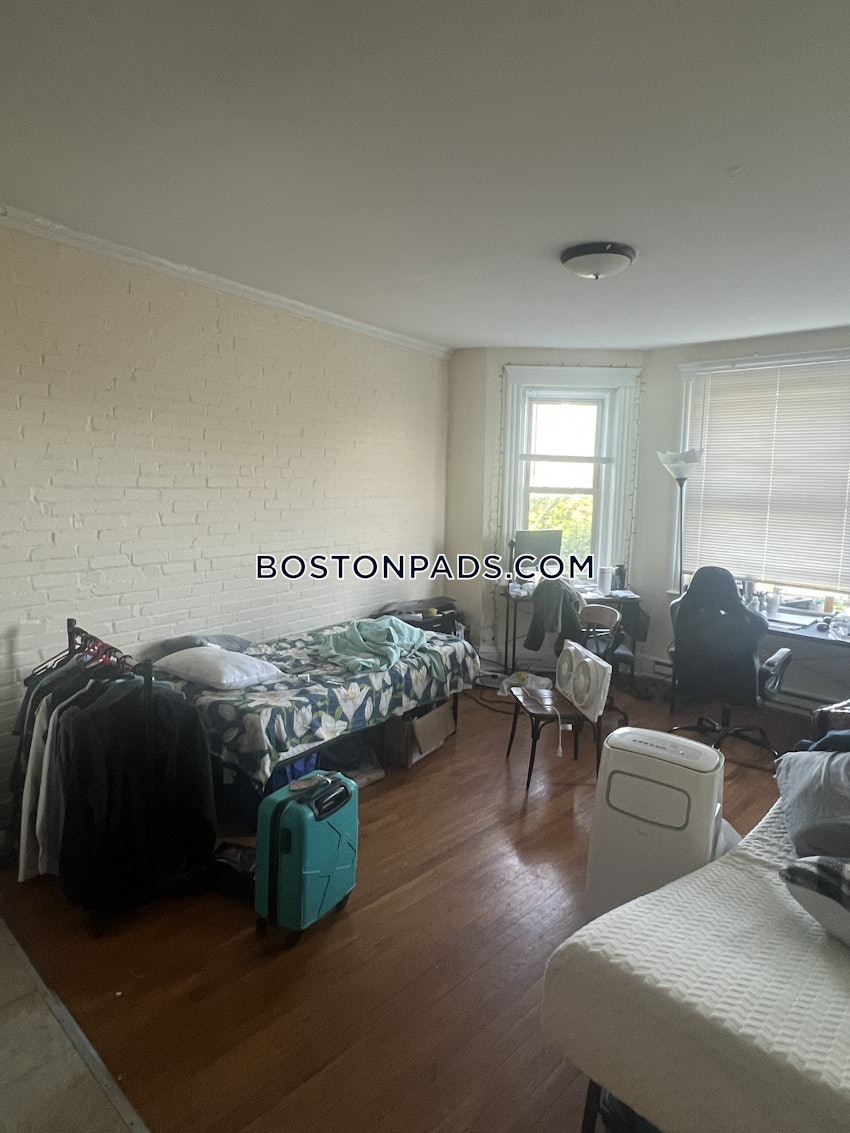 BOSTON - FENWAY/KENMORE - 2 Beds, 1 Bath - Image 14