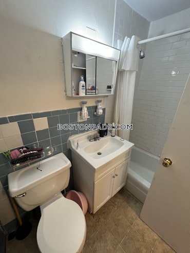 Boston - 2 Beds, 1 Baths