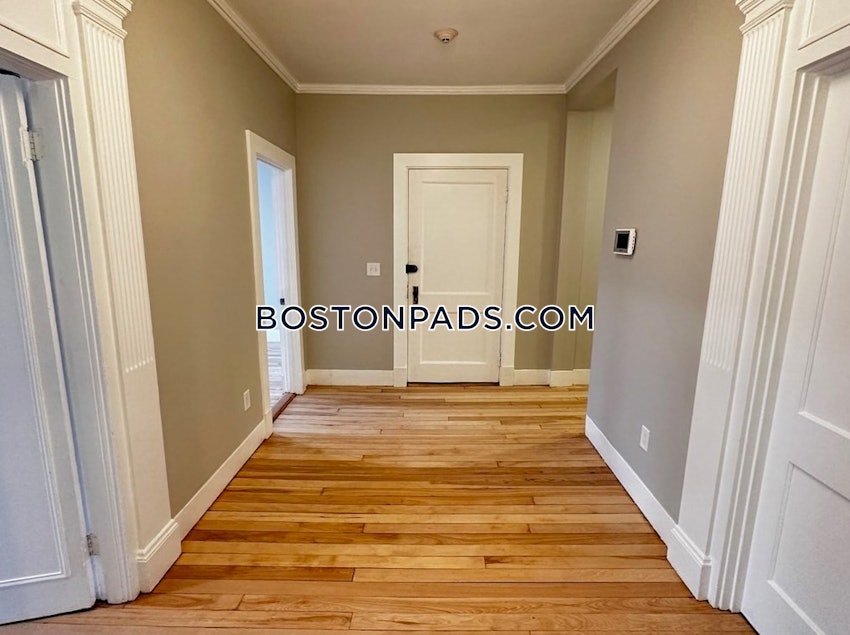 BOSTON - ALLSTON - 4 Beds, 2 Baths - Image 11