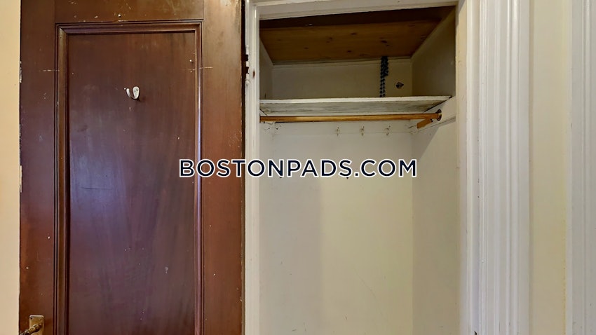 BOSTON - ALLSTON - 1 Bed, 1 Bath - Image 11