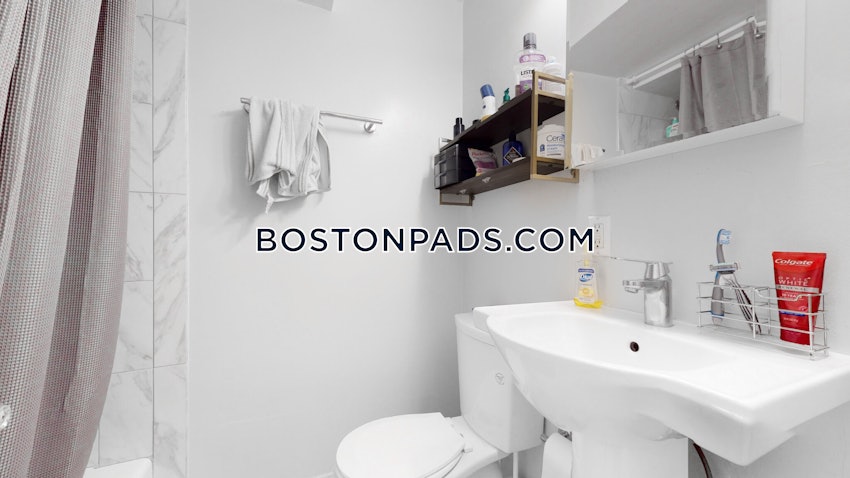 BOSTON - NORTH END - 1 Bed, 1 Bath - Image 32