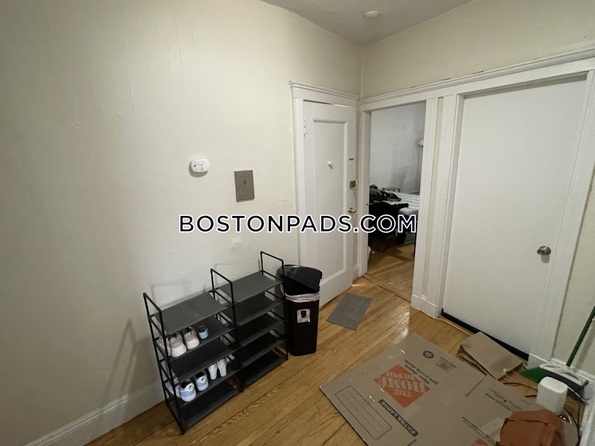 BOSTON - BRIGHTON - CLEVELAND CIRCLE - 2 Beds, 1 Bath - Image 4
