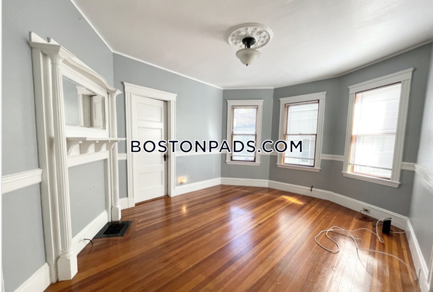 BOSTON - DORCHESTER - SAVIN HILL - 4 Beds, 2 Baths - Image 3