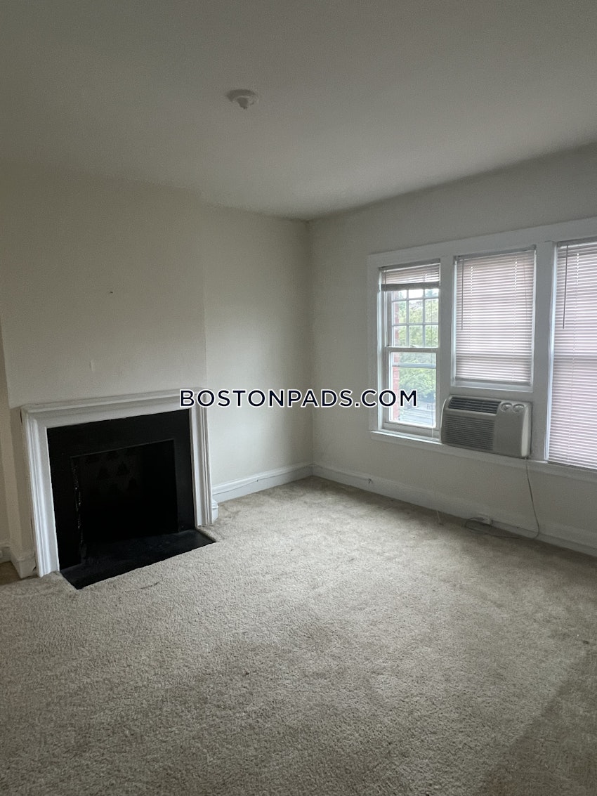 BROOKLINE- COOLIDGE CORNER - 2 Beds, 1 Bath - Image 7