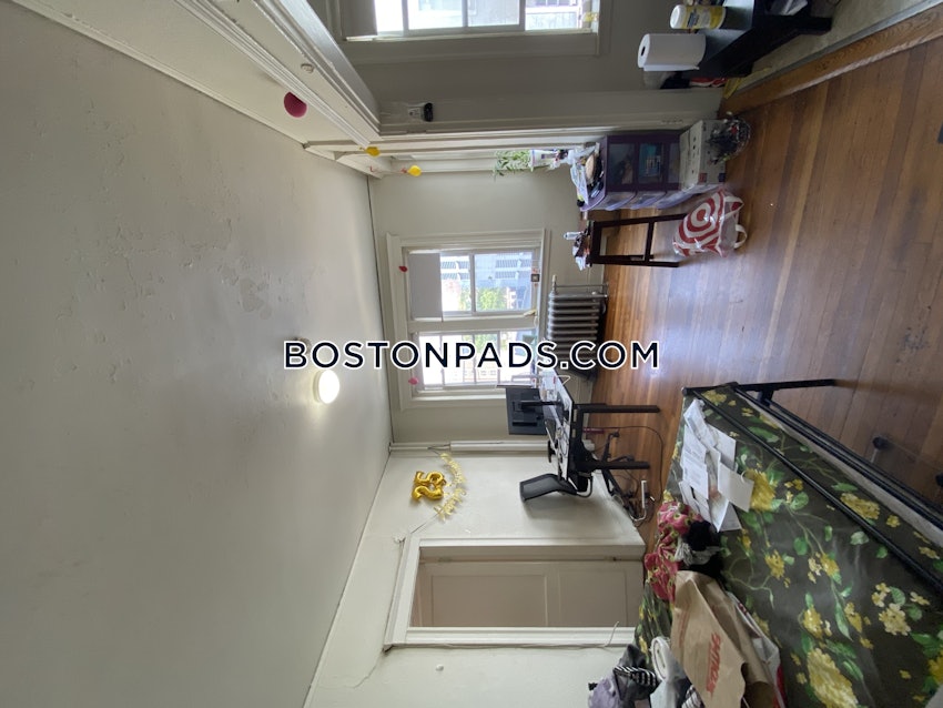 BOSTON - FENWAY/KENMORE - 1 Bed, 1 Bath - Image 1