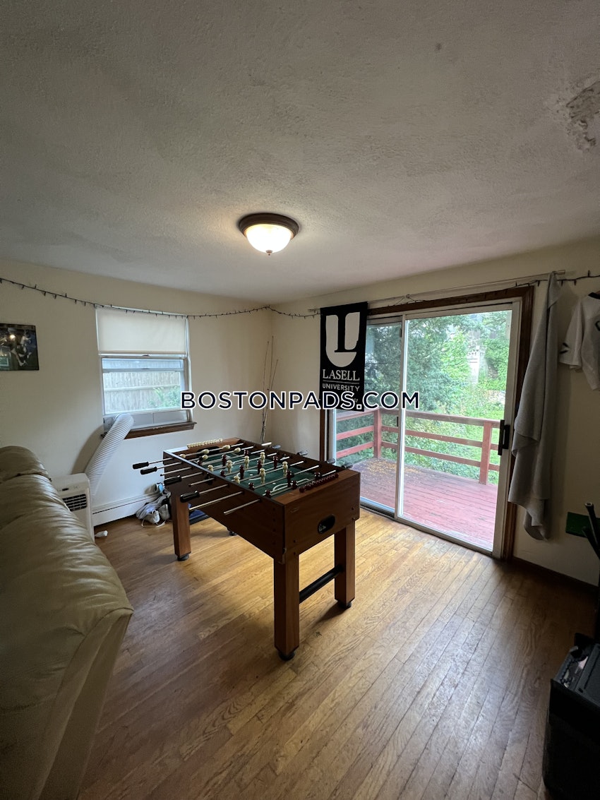 WALTHAM - 4 Beds, 1.5 Baths - Image 9