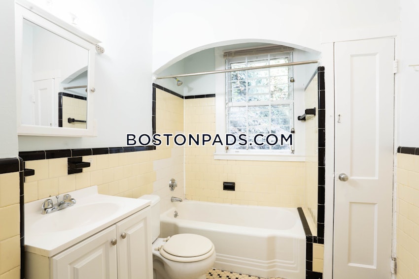 BOSTON - BRIGHTON - CLEVELAND CIRCLE - 3 Beds, 2 Baths - Image 33