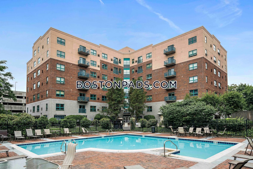 CHELSEA - 2 Beds, 2 Baths - Image 17