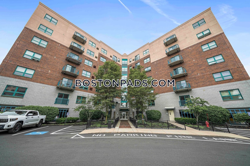 CHELSEA - 2 Beds, 2 Baths - Image 15