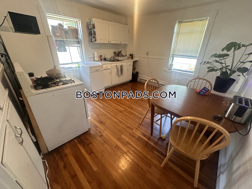 CAMBRIDGE - MT. AUBURN/BRATTLE/ FRESH POND - 2 Beds, 1 Bath - Image 7