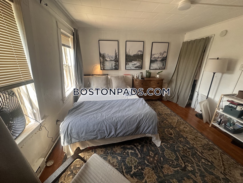 CAMBRIDGE - MT. AUBURN/BRATTLE/ FRESH POND - 2 Beds, 1 Bath - Image 19