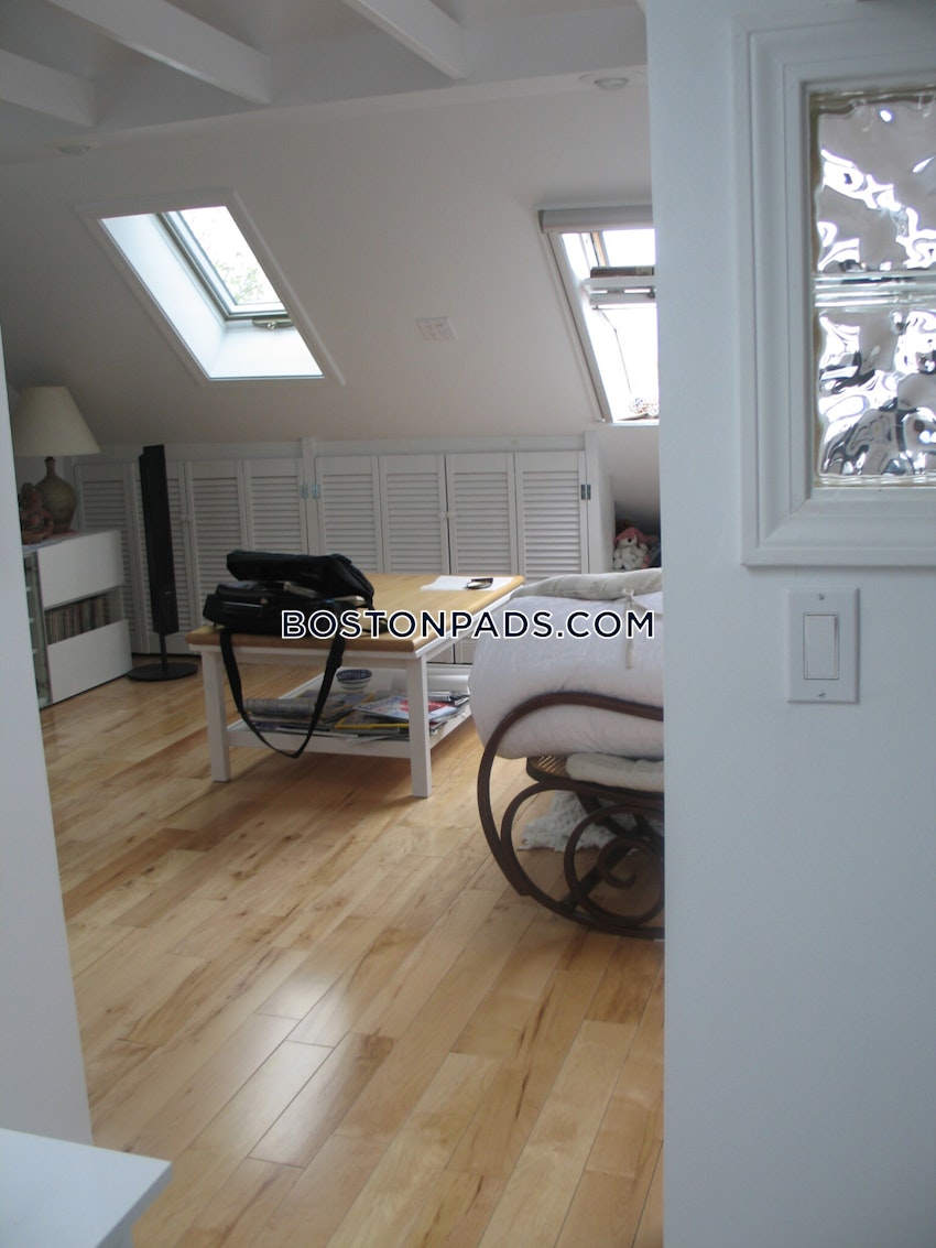 BOSTON - BRIGHTON - OAK SQUARE - 2 Beds, 1 Bath - Image 2