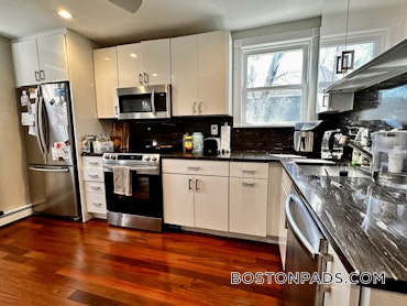 Boston - 2 Beds, 1 Baths