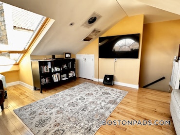 Boston - 2 Beds, 1 Baths