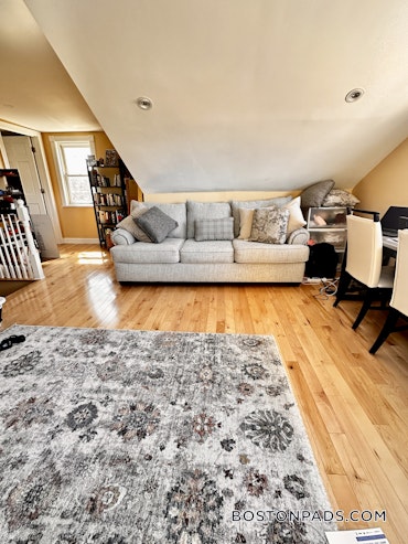 Boston - 2 Beds, 1 Baths