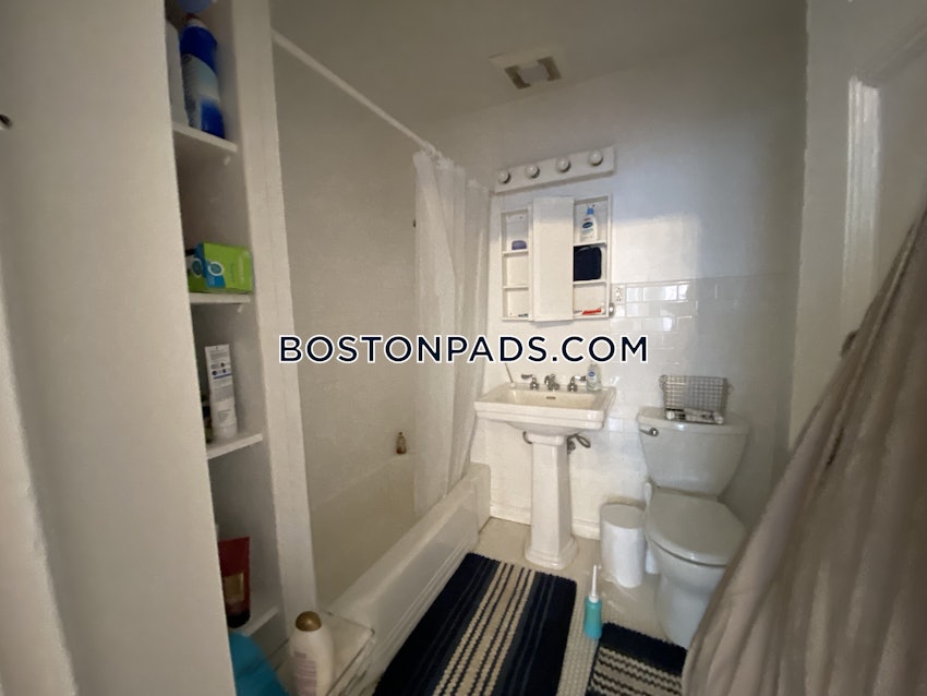 BOSTON - FENWAY/KENMORE - 1 Bed, 1 Bath - Image 17