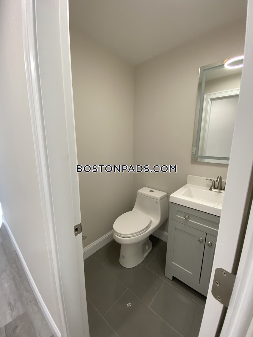 BOSTON - DORCHESTER/SOUTH BOSTON BORDER - 6 Beds, 4 Baths - Image 52