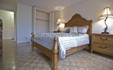 Boston - 1 Beds, 1 Baths