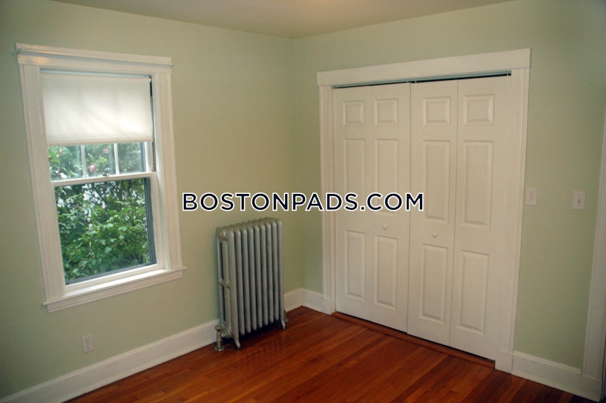 BOSTON - ROSLINDALE - 2 Beds, 1 Bath - Image 2