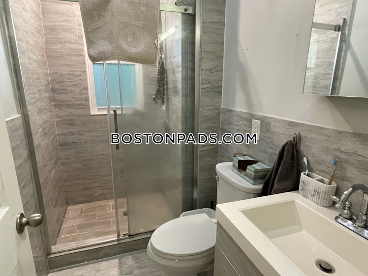 Hyde Park Ave., Boston