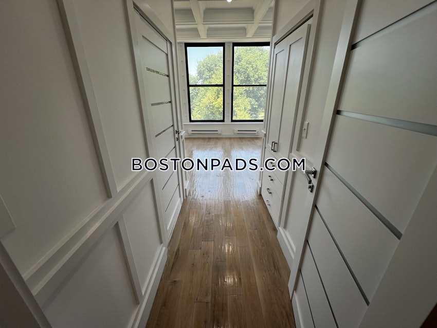BOSTON - BACK BAY - 4 Beds, 3 Baths - Image 52