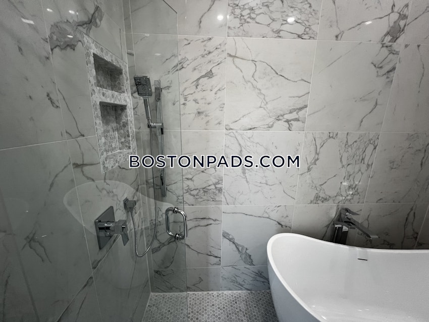 BOSTON - BACK BAY - 4 Beds, 3 Baths - Image 44