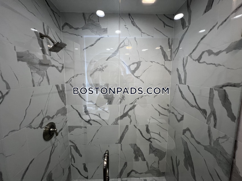 BOSTON - BACK BAY - 4 Beds, 3 Baths - Image 75